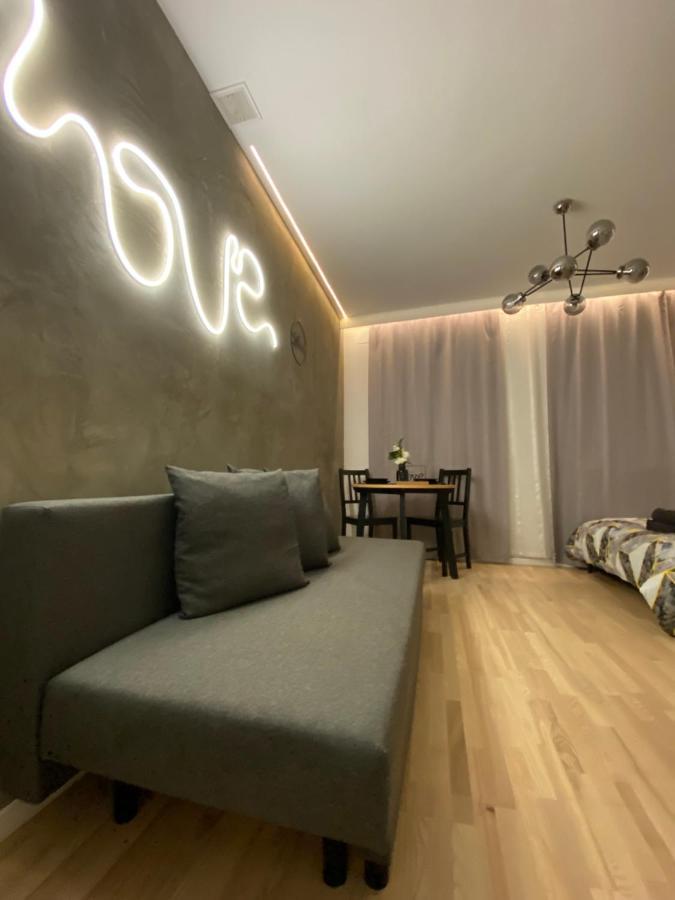 Love Glow Studio Cracovie Extérieur photo