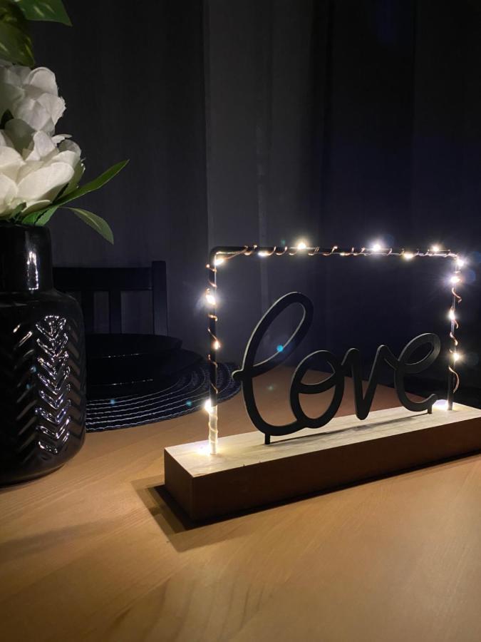 Love Glow Studio Cracovie Extérieur photo